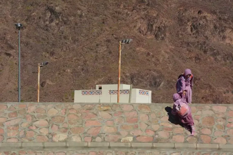 Mengunjungi Jabal Uhud