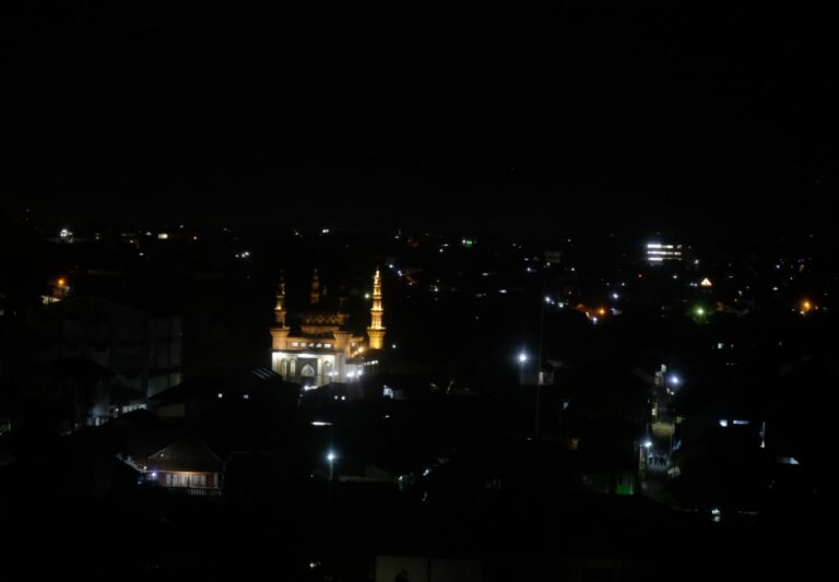 Bacaan Doa-doa Malam Lalatul Qadar Hari Ini, Ada Arab Latin, dan Terjemahan
