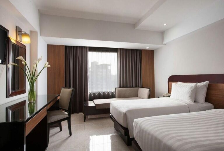 Rekomendasi Hotel di Semarang Dekat Pusat Oleh-oleh, Ada Santika Premiere Lagi Promo