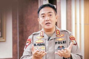 Polda Riau Gagalkan Penyelundupan Benih Lobster ke Vietnam Kapolda Riau Irjen Pol Mohammad Iqbal