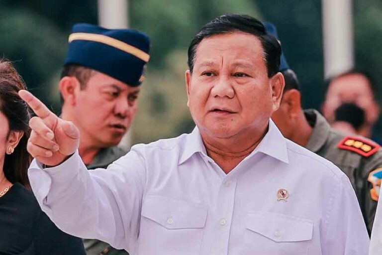 Simulasi Tiga Nama, LSI: Posisi Prabowo Geser Posisi Ganjar Menteri Pertahanan (Menteri Pertahanan) Prabowo Subianto