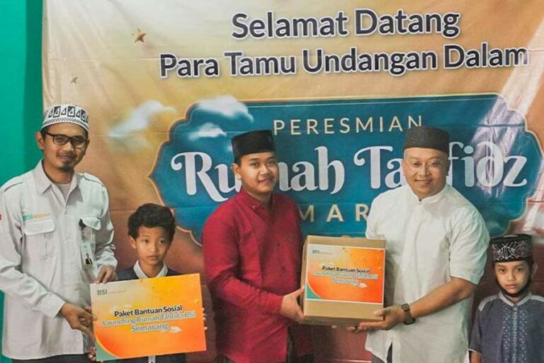 Luncurkan Rumah Tahfidz, BSI Maslahat Harap Terbentuknya Generasi Qur’ani dengan Banyak Kompetensi Peluncuran Rumah Tahfidz Semarang.