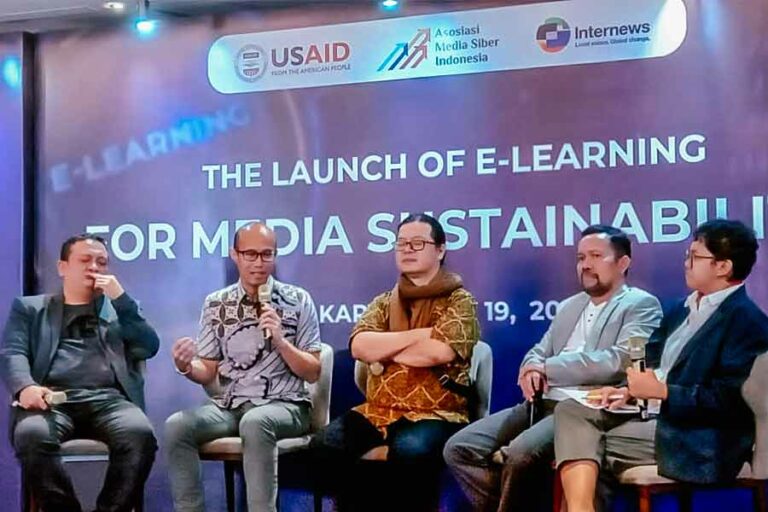 AMSI Luncurkan Microsite e-Learning untuk Keberlanjutan Media Siber Talkshow lanskap media digital bersama sejumlah nara sumber kompeten dan dimoderatori Citra Dyah Prastuti (Pemimpin Redaksi KBR).