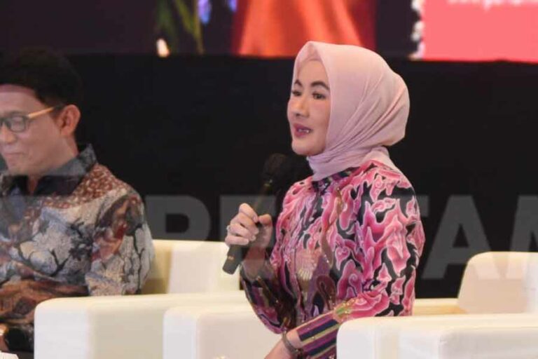 Pertamina Dorong Kehadiran Pekerja Milenial dan Kesetaraan Gender untuk Pertumbuhan Berkelanjutan Nicke Widyawati, Direktur Utama Pertamina