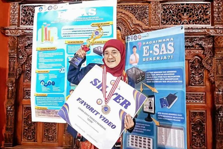 Senyum Meilisa, Mahasiswa Unair Peraih Silver Medal dalam Lomba Essay Tingkat Nasional Meilisa Dwi Ervinda, mahasiswa Fakultas Ilmu Budaya, Universitas Airlangga