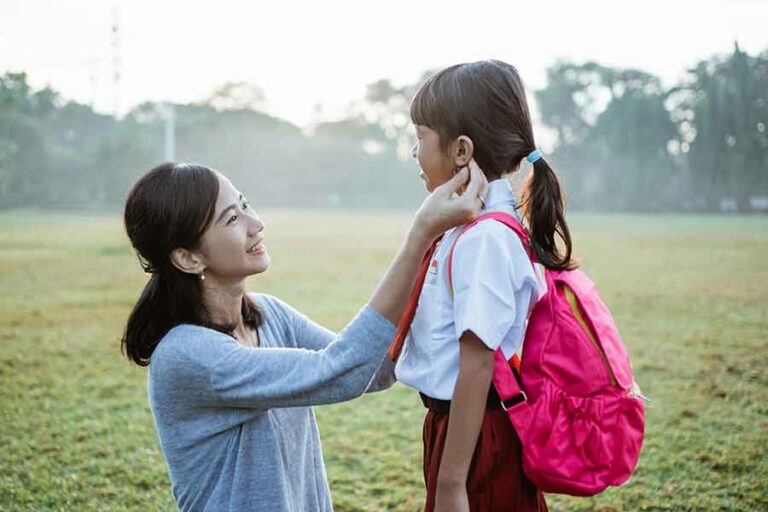 Tahun Ajaran Baru, Saatnya Lebih Kenal dengan Polis Asuransi dan Sederet Manfaatnya Sejumlah orang tua mulai bersiap untuk mengeluarkan dana keperluan anak sekolah.