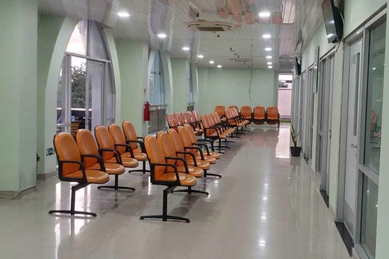 Batas Pendaftaran dan Jadwal Pelayanan Poli Obgyn di RSD Madani Pekanbaru Suasana ruang tunggu RSD Madani Pekanbaru