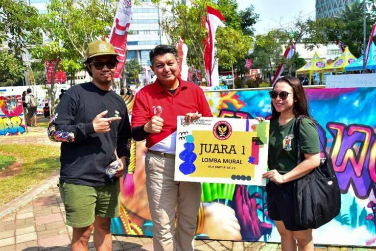 HUT ke-13, BNPT Sampaikan Pesan Damai lewat Lomba Mural
