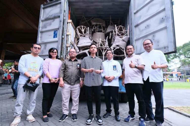 Pengiriman produk UMKM Solo Raya ke Perancis
