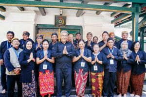 Jalan Ziarah Hati, Kemendikbudristek Gelar Napak Tilas Spiritual di Karanganyar