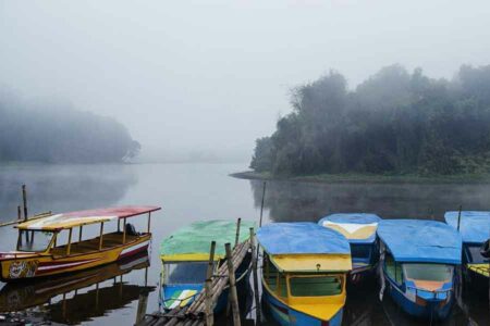 Situ Lengkong Panjalu, Danau Wisata Noni Belanda dan Mitos Air Zamzam Wisata Situ Lengkong Panjalu di Kabupaten Ciamis, Jawa Barat (foto: Dok Disparbud Jabar)
