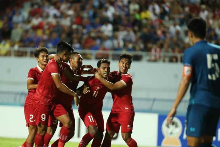 Pengamat: Kemenangan Timnas Indonesia lawan Thailand Akhiri Kutukan Panjang Tim U-23 Indonesia saat mengalahkan Thailand dengan skor 3-1 di Stadion Rayong Provincial Stadium, Thailand, Kamis (24/8/2023) lalu.