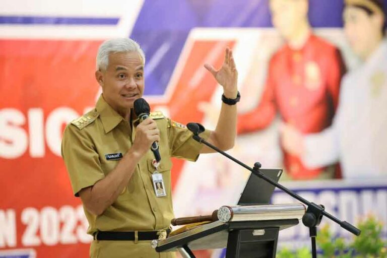 Ganjar Pranowo Tegaskan Pentingnya Integritas dan Sikap Antikorupsi bagi Pemimpin Gubernur Jawa Tengah, Ganjar Pranowo