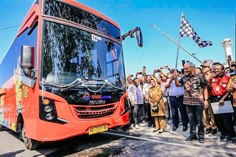 Koridor VII Trans Jateng Diluncurkan, Layanannya Gratis Selama Satu Minggu!