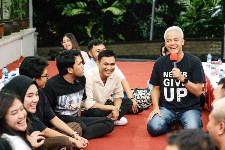 Influencer Puji Ganjar sebagai Sosok Tenang dan Bisa Memberikan Solusi