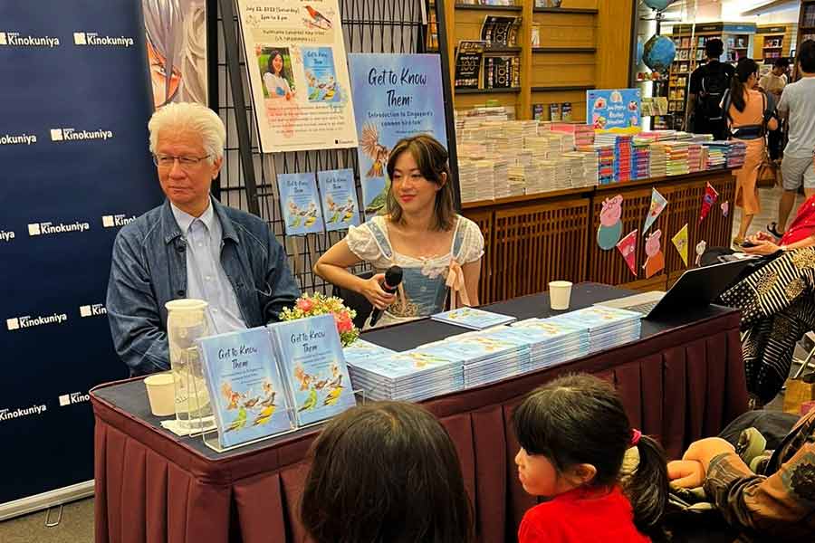 Acara meet & Greet di sebuah toko buku terkemuka di Singapura, awal Agustus lalu