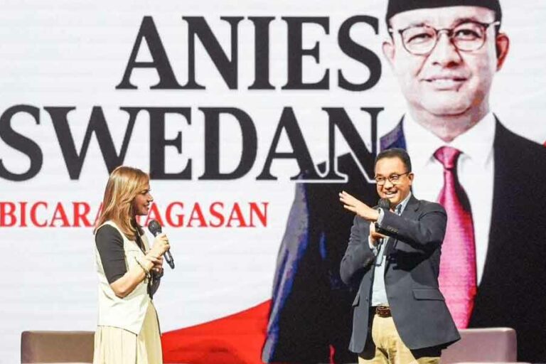 Adu Gagasan Bacapres di Kampus, Langkah Memperkuat Partisipasi Politik Generasi Muda Anies Baswedan dalam 'Bacapres Bicara Gagasan' di Mata Najwa. Acara ini digelar sebagai bentuk kolaborasi Narasi TV dan Universitas Gadjah Mada (foto: facebook @aniesbaswedan)