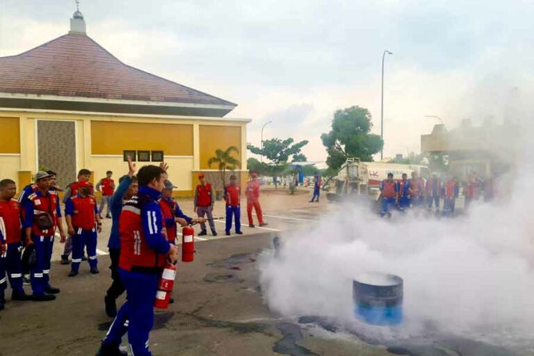 Langkah PT Hutama Karya untuk mengantisipasi potensi Karhutla, terutama di sekitar jalan tol (foto: istimewa)