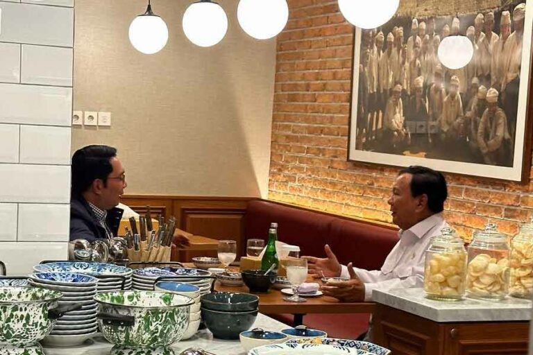 Prabowo Subianto Unggah Foto bareng Ridwan Kamil di Instagram Foto kebersamaan bareng Ridwan Kamil yang diunggah di akun instagram @prabowo hari ini, Kamis (14/9/2023)