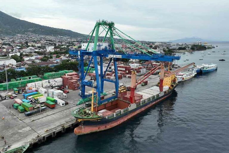 Pelindo Terminal Petikemas Siap Transformasi Pelabuhan Ternate dan Merauke