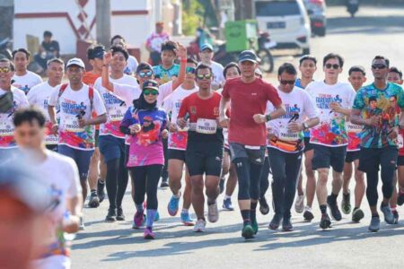 Komunitas Lari dan Runner di Jawa Tengah Antar Ganjar dan Atikoh Purna Tugas