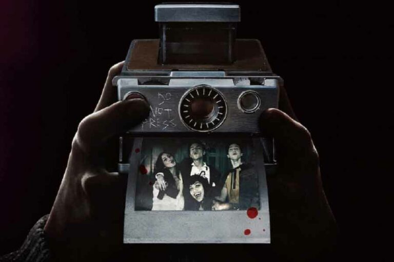 Sinopsis Polaroid (2019), Misteri Kematian yang Menghantui di Balik Kamera Lama Poster film Polaroid (2019)