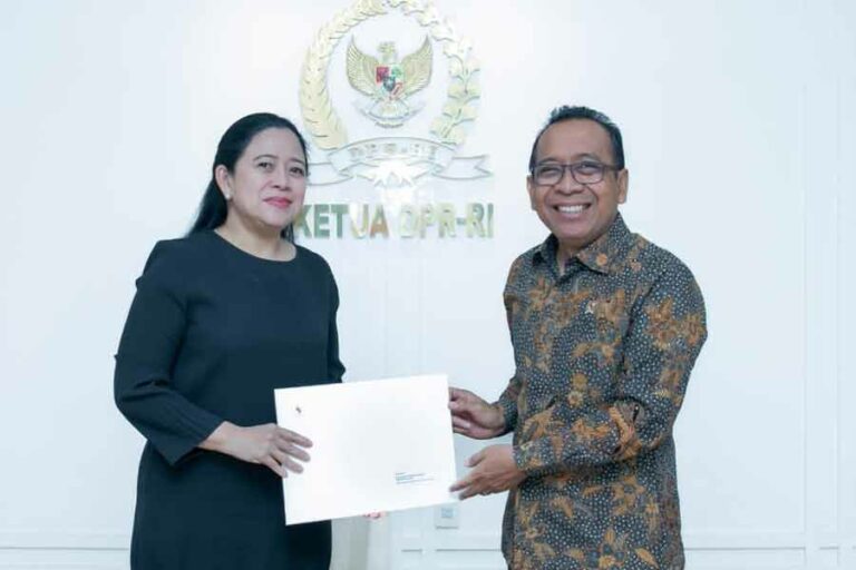 Terima Surpres Jokowi, Puan Umumkan Jenderal Agus Sebagai Calon Panglima TNI