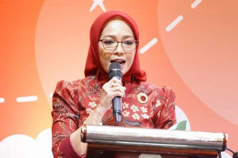 Pengenalan Moderasi Beragama Sejak Dini Ciptakan Masyarakat yang Lebih Harmonis Eny Retno Yaqut, Penasihat Dharma Wanita Persatuan (DWP) Kementerian Agama