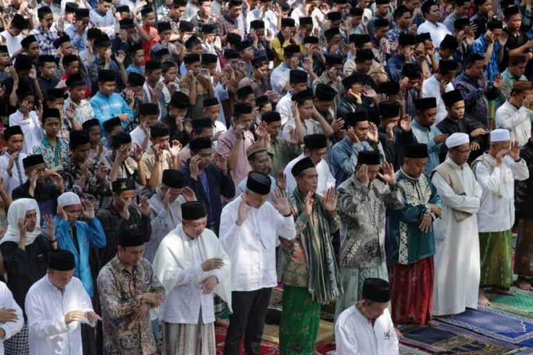 Ganjar Pranowo dan Kiai Khos Cianjur Salat Istisqa, Desa Tegallega Tiba-tiba Hujan