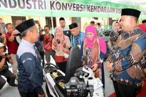 Hadiri Pesantren Sabilil Muttaqien Summit 2023, Gubernur Khofifah Ajak Santri Perkuat Ekosistem Digital