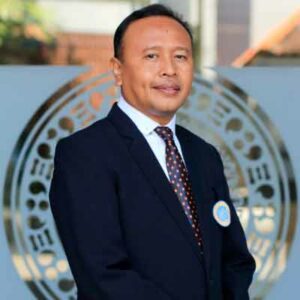 Dr Listiyono Santoso SS MHum