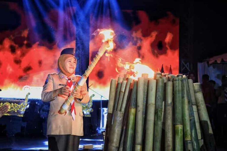 Diikuti 1.900 Peserta, Jambore Pramuka Jatim 2023 Resmi Dibuka Gubernur Khofifah