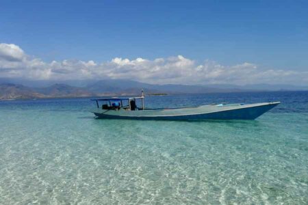 NTB Harap jadi Juara di Ajang Destinasi Pariwisata Ramah Muslim Dunia 2024 Labuhan Burung, Kabupaten Sumbawa, salah satu kawasan wisata di Nusa Tenggara Barat (foto: Askar DG KAMIS, unsplash)