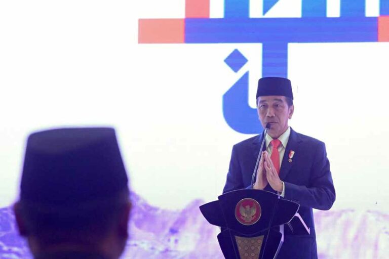Presiden Ajak Tokoh Agama Ciptakan Kebersamaan dan Perdamaian Dunia Presiden Joko Widodo saat membuka R20 International Summit of Religious Authorities (ISORA) di Hotel Park Hyatt, Jakarta (foto: Dok BPMI Setpres)