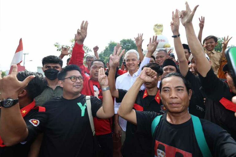 Arsip Foto Pilar ID