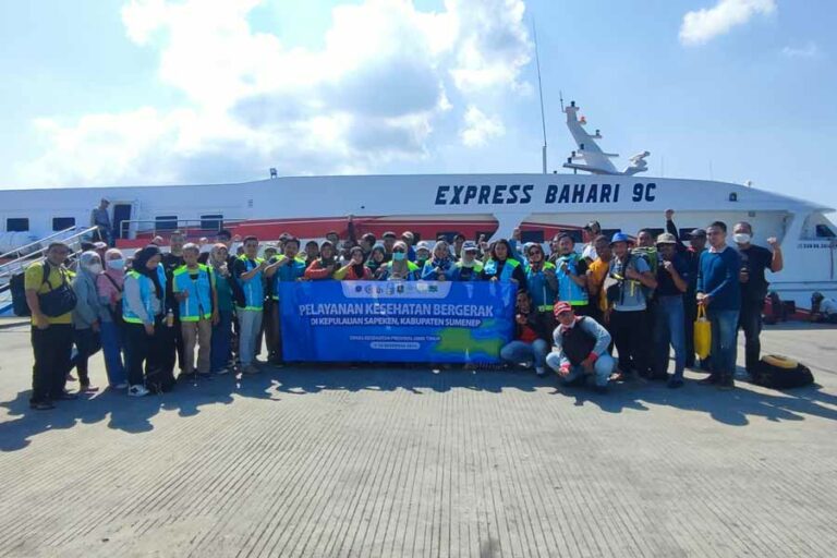 Tim Yankes Bergerak Pemprov Jatim Layani 9.996 Masyarakat Kepulauan Terpencil Sepanjang 2023