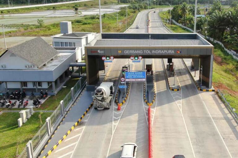 Dua Ruas Jalan Tol KUTEPAT Dibuka Fungsional untuk Kelancaran Mudik Natal dan Tahun Baru