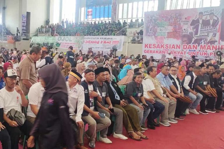 Ribuan Pendukung Anies-Muhaimin di Pantura Jawa Tengah Hadiri Manifesto Gerakan Rakyat untuk Perubahan Ribuan pendukung Anies Baswedan-Muhaimin Iskandar (AMIN) dari pantai utara Jawa Tengah