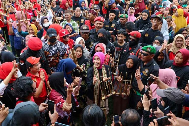 Terpesona Gaya Siti Atikoh Ganjar, Warga Lampung Tengah: Ramah dan Merakyat!