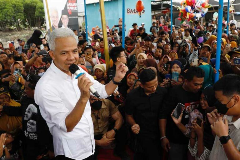 Ganjar Pranowo Tampung Keluhan dan Aspirasi Nelayan Brebes