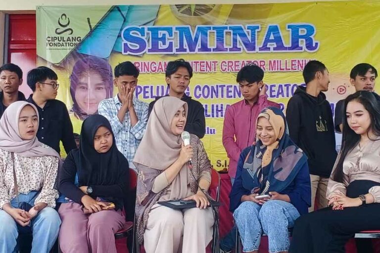 Ngintip Aktivitas Konten Kreator Milenial Cikendung, Kampung Youtuber di Kabupaten Pemalang