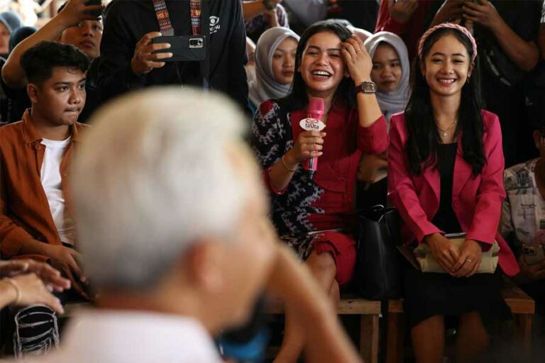 Anak Muda Ponorogo Dukung Gagasan Ganjar Pranowo tentang 1 Keluarga Miskin 1 Sarjana