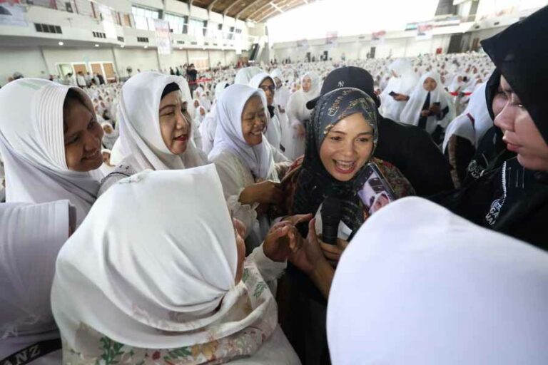 Istighosah di Jawa Timur, Atikoh Ganjar Ajak Warga Cegah Polio Bersama