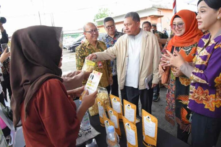 Anggota DPR RI Hidayatullah Beri Apresiasi pada Dukungan OJK untuk UMKM di Sidoarjo