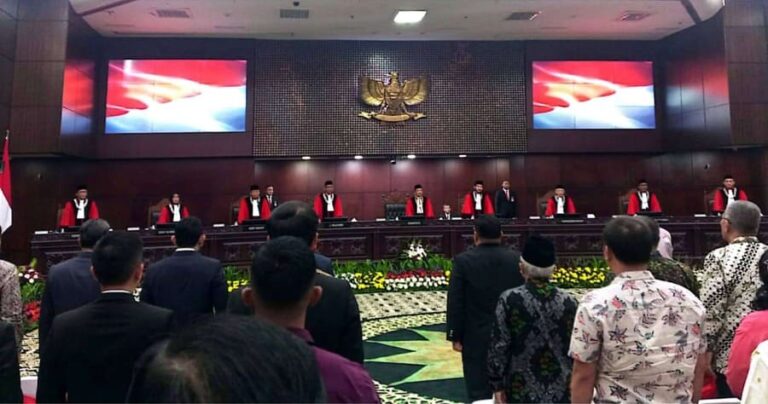Sidang Pleno Khusus Penyampaian Laporan Tahunan 2023 dan Pembukaan Masa Sidang Tahun 2024 Mahkamah Konstitusi