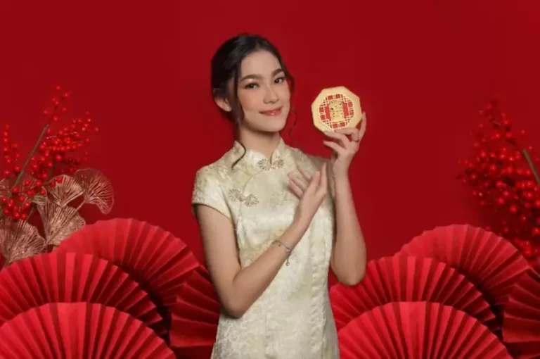 Antam Luncurkan Emas Batangan Seri Imlek 2024 dengan Motif Naga Kayu 3D