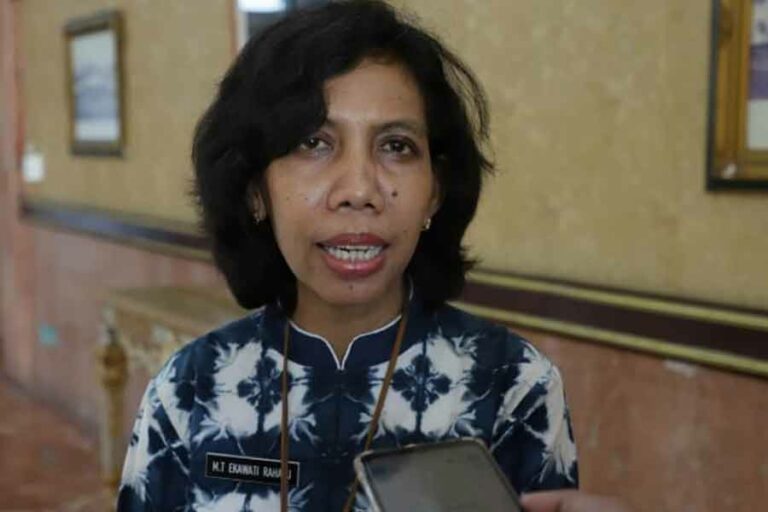 Pemkot Surabaya Maksimalkan Fasilitas dan Dukungan untuk Sukseskan Pemilu 2024 Maria Theresia Ekawati Rahayu, Kepala Badan Kesatuan Bangsa dan Politik (Bakesbangpol) Kota Surabaya