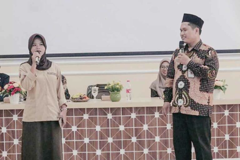 SMKN I Batang Gencar Sosialisasikan Pencegahan Pernikahan Dini melalui BRUS Mandiri (foto: Dok Diskominfo Kab Batang)