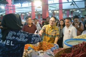 Wamendag Jerry Pastikan Ketersediaan Beras dengan Harga Terjangkau di Manado
