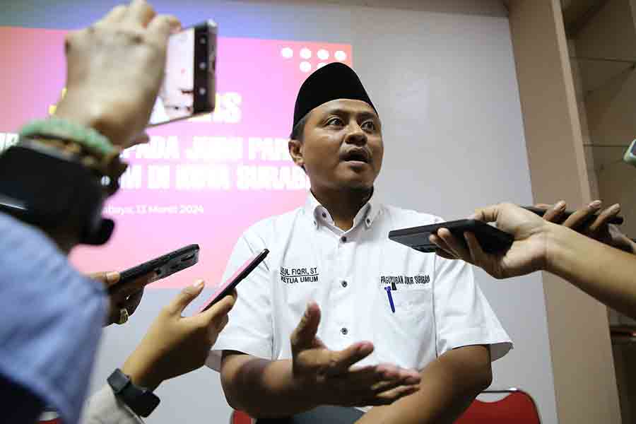 Ketua Umum Paguyuban Juru Parkir Surabaya (PJS), Izul Fiqri
